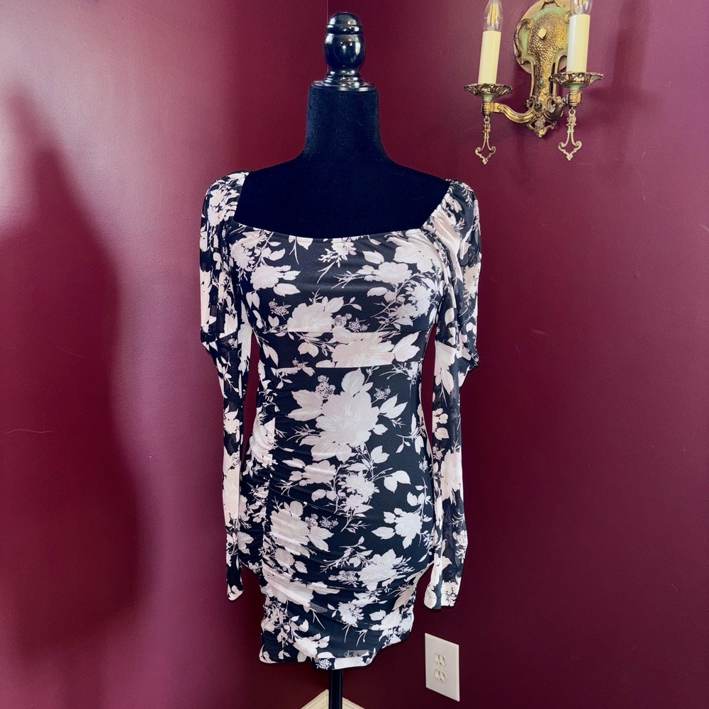 Emerald Sundae‎ Junior Floral Print Dress Sz XS Long Sleeve Homecoming Prom